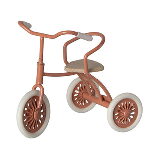 Abri A Tricycle, Mouse