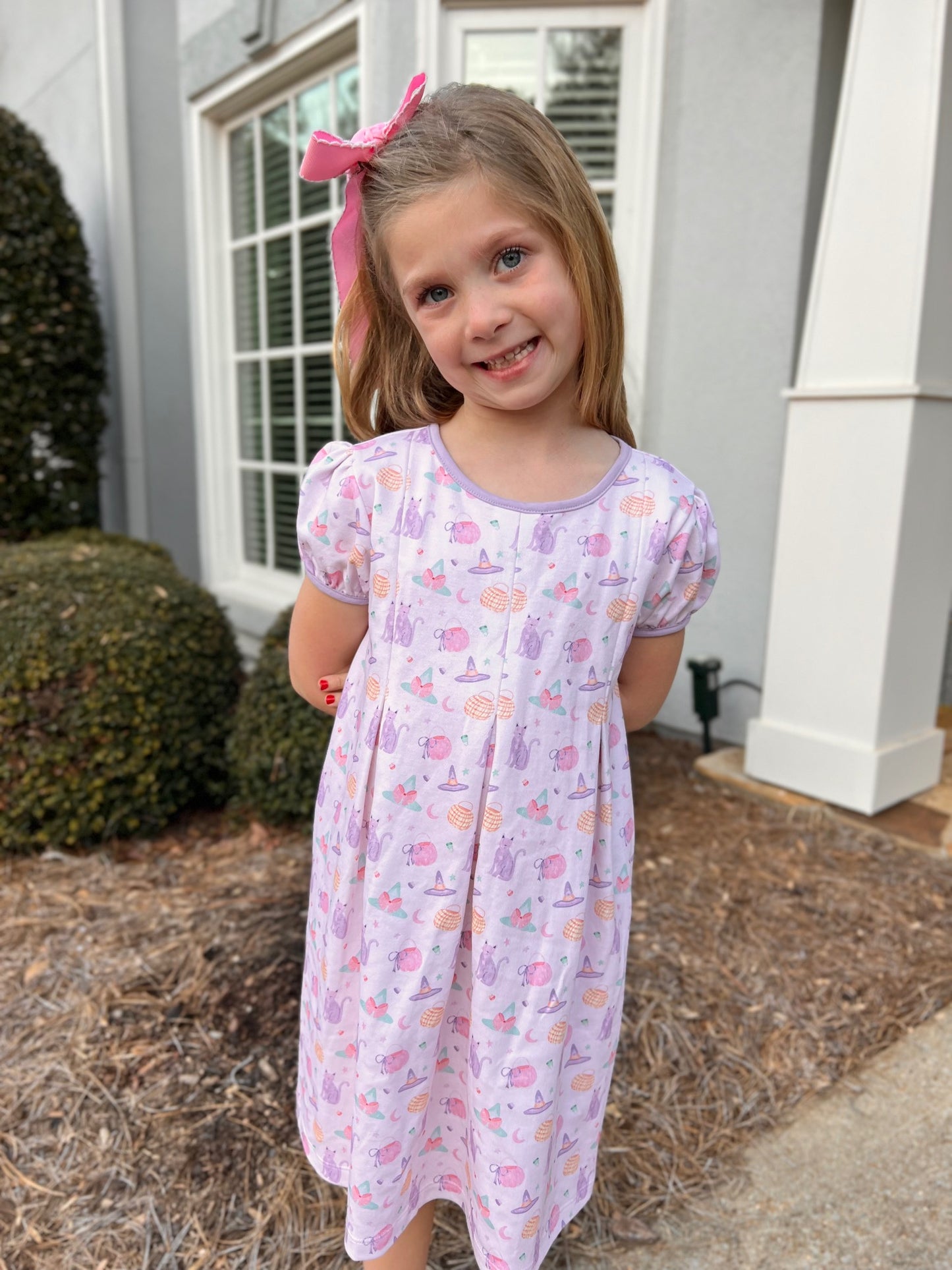Penny Pleat Dress without Collar Halloween Knit
