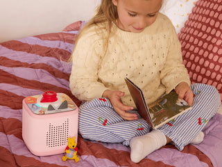 Toniebox 2 Winnie the Pooh Play Set - Cloud Pink