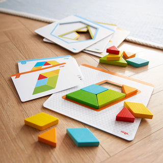 Arranging Game Colorful Shapes