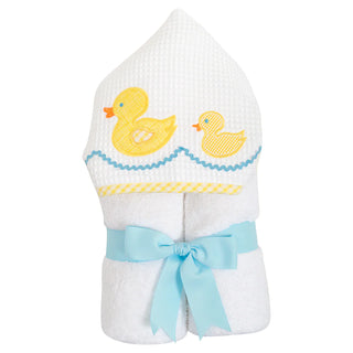 Everykid Hooded Towel - Monogrammed Displays