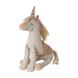 Unicorn, Medium