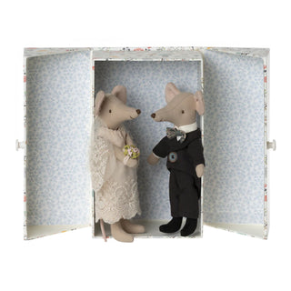 Wedding Mice Couple in a Box