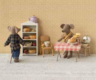 Brown Checked Shirt and Pants, Dad Mouse