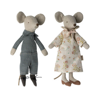 Grandma and Grandpa Mice in a Cigarbox