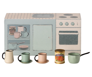 Kitchen Counter, Mouse