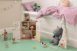 SuitCasa - Little Sister and Brother Mouse