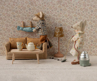 Grandad Mouse