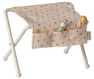 Nursery Table, Baby Mouse