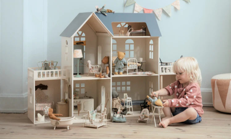 Little town dolls house furniture deals